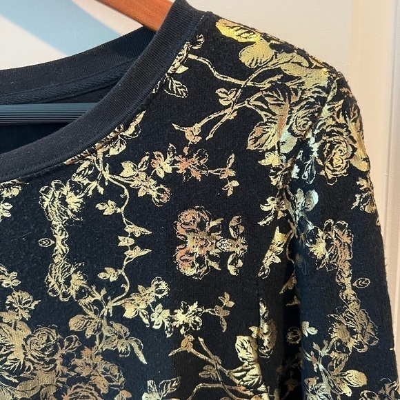 Wildfox Metallic Gold Foil Rose Pattern Print Black Crewneck Sweatshirt - Picture 4 of 16